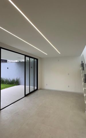 Apartamento à venda com 220m², 4 quartos e 2 vagas Apartamento à venda com 220m², 4 quartos e 2 vagasSala/Cozinha
