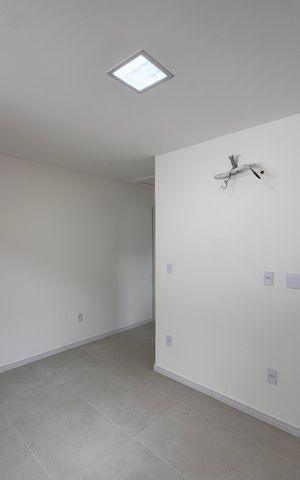 Apartamento à venda com 220m², 4 quartos e 2 vagas Apartamento à venda com 220m², 4 quartos e 2 vagasSuíte 3