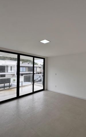 Apartamento à venda com 220m², 4 quartos e 2 vagas Apartamento à venda com 220m², 4 quartos e 2 vagasSuíte 1