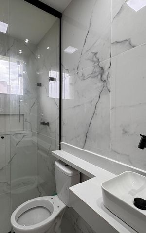 Apartamento à venda com 220m², 4 quartos e 2 vagas Apartamento à venda com 220m², 4 quartos e 2 vagasBanheiro da Suíte 3
