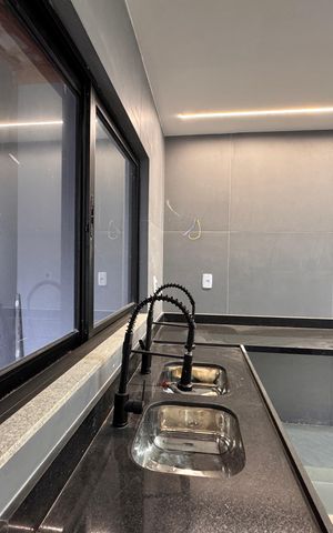 Apartamento à venda com 220m², 4 quartos e 2 vagas Apartamento à venda com 220m², 4 quartos e 2 vagasSala/Cozinha