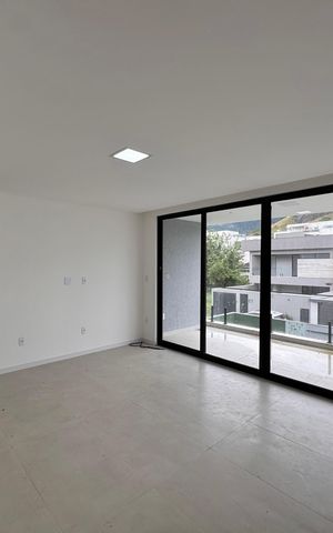 Apartamento à venda com 220m², 4 quartos e 2 vagas Apartamento à venda com 220m², 4 quartos e 2 vagasSuíte 1
