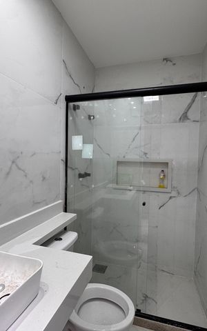 Apartamento à venda com 220m², 4 quartos e 2 vagas Apartamento à venda com 220m², 4 quartos e 2 vagasBanheiro da Suíte 3