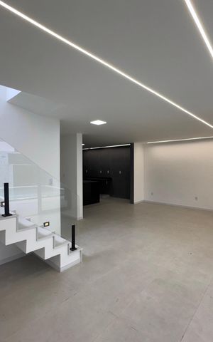 Apartamento à venda com 220m², 4 quartos e 2 vagas Apartamento à venda com 220m², 4 quartos e 2 vagasSala/Cozinha