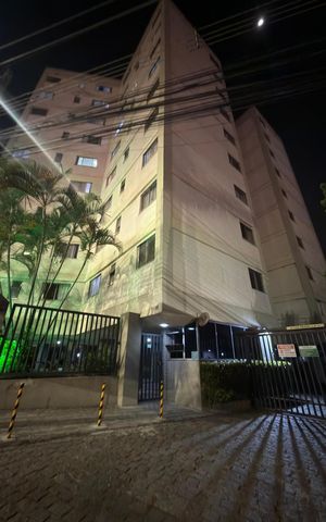 Apartamento para alugar com 61m², 3 quartos e 1 vaga Apartamento para alugar com 61m², 3 quartos e 1 vagaFachada