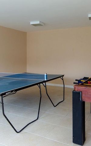 Casa de condomínio à venda com 90m², 2 quartos e 1 vaga