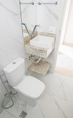 Apartamento para alugar com 53m², 2 quartos e 1 vaga Apartamento para alugar com 53m², 2 quartos e 1 vagaBanheiro