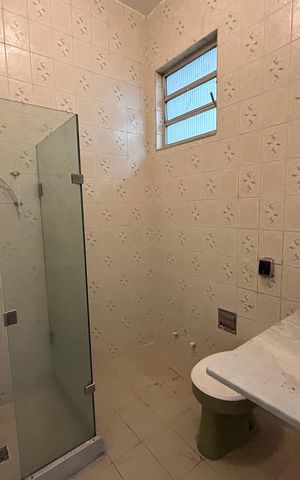 Casa à venda com 90m², 2 quartos e 1 vagaBanheiro