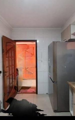 Casa à venda com 193m², 4 quartos e 4 vagas