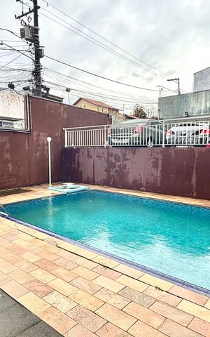 Apartamento para alugar com 49m², 2 quartos e 1 vaga Apartamento para alugar com 49m², 2 quartos e 1 vagaÁrea comum - Piscina