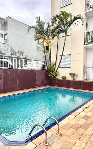 Apartamento para alugar com 49m², 2 quartos e 1 vaga Apartamento para alugar com 49m², 2 quartos e 1 vagaÁrea comum - Piscina