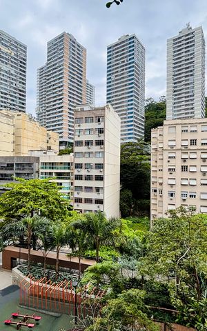 Apartamento à venda com 81m², 2 quartos e 1 vaga
