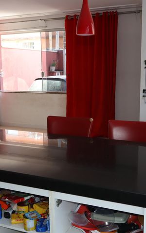 Casa à venda com 70m², 3 quartos e 2 vagasCozinha