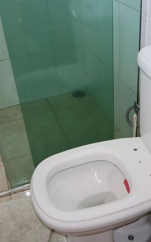 Casa à venda com 70m², 3 quartos e 2 vagasBanheiro do Quarto 1