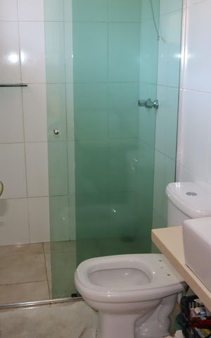 Casa à venda com 70m², 3 quartos e 2 vagasBanheiro do Quarto 1