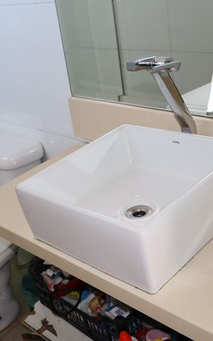Casa à venda com 70m², 3 quartos e 2 vagasBanheiro do Quarto 1