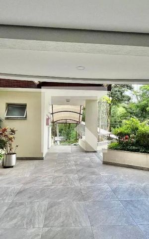 Apartamento à venda com 97m², 3 quartos e 1 vagaHall de entrada