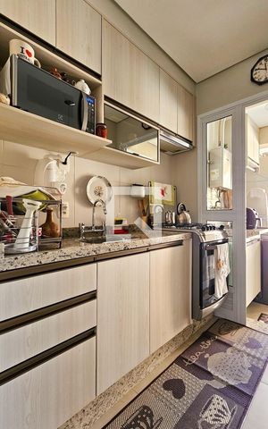 Apartamento à venda com 60m², 2 quartos e 1 vaga Apartamento à venda com 60m², 2 quartos e 1 vagaCozinha
