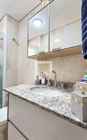 Apartamento à venda com 60m², 2 quartos e 1 vaga Apartamento à venda com 60m², 2 quartos e 1 vagaBanheiro
