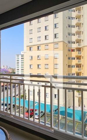Apartamento à venda com 60m², 2 quartos e 1 vaga Apartamento à venda com 60m², 2 quartos e 1 vagaVaranda