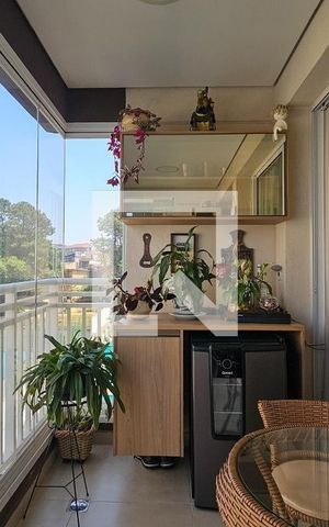Apartamento à venda com 60m², 2 quartos e 1 vaga Apartamento à venda com 60m², 2 quartos e 1 vagaVaranda