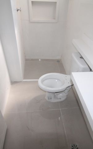 Apartamento à venda com 53m², 2 quartos e sem vagaBanheiro
