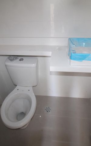 Apartamento à venda com 61m², 2 quartos e 1 vagaBanheiro 2