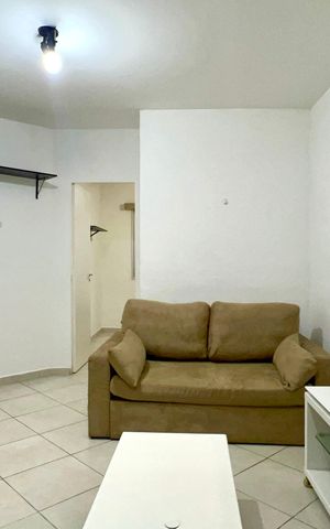 Apartamento para alugar com 35m², 1 quarto e 1 vaga Apartamento para alugar com 35m², 1 quarto e 1 vagaSala
