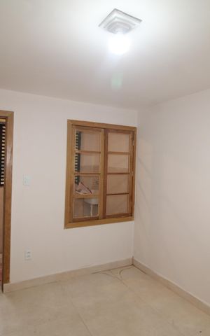 Casa para alugar com 45m², 1 quarto e sem vagaSala / Cozinha