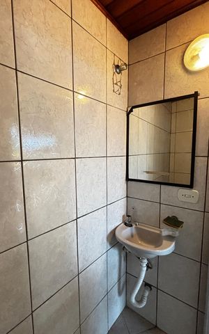 Casa para alugar com 250m², 2 quartos e 3 vagas Casa para alugar com 250m², 2 quartos e 3 vagasEspaço Gourmet - Banheiro