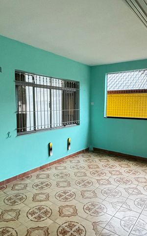 Casa para alugar com 250m², 2 quartos e 3 vagas Casa para alugar com 250m², 2 quartos e 3 vagasGaragem