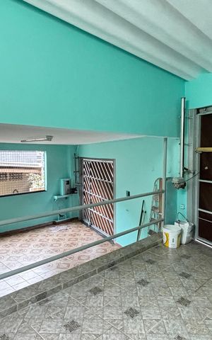 Casa para alugar com 250m², 2 quartos e 3 vagas Casa para alugar com 250m², 2 quartos e 3 vagasGaragem