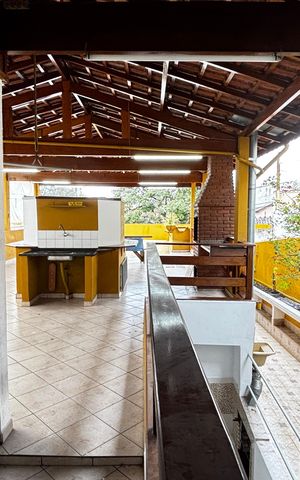 Casa para alugar com 250m², 2 quartos e 3 vagas Casa para alugar com 250m², 2 quartos e 3 vagasEspaço Gourmet