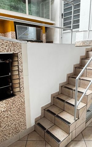 Casa para alugar com 250m², 2 quartos e 3 vagas Casa para alugar com 250m², 2 quartos e 3 vagasÁrea de Serviço
