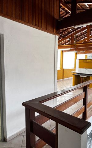 Casa para alugar com 250m², 2 quartos e 3 vagas Casa para alugar com 250m², 2 quartos e 3 vagasEspaço Gourmet