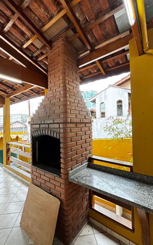 Casa para alugar com 250m², 2 quartos e 3 vagas Casa para alugar com 250m², 2 quartos e 3 vagasEspaço Gourmet