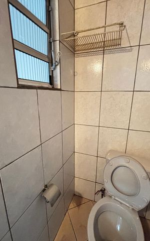 Casa para alugar com 250m², 2 quartos e 3 vagas Casa para alugar com 250m², 2 quartos e 3 vagasEspaço Gourmet - Banheiro