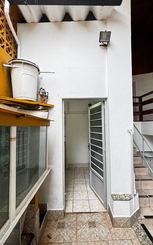 Casa para alugar com 250m², 2 quartos e 3 vagas Casa para alugar com 250m², 2 quartos e 3 vagasQuintal