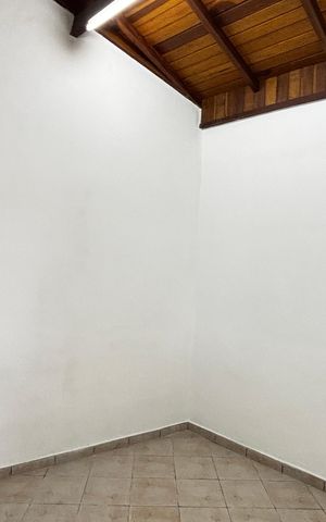 Casa para alugar com 250m², 2 quartos e 3 vagas Casa para alugar com 250m², 2 quartos e 3 vagasEspaço Gourmet - Quarto de Apoio