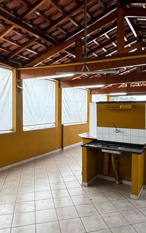 Casa para alugar com 250m², 2 quartos e 3 vagas Casa para alugar com 250m², 2 quartos e 3 vagasEspaço Gourmet