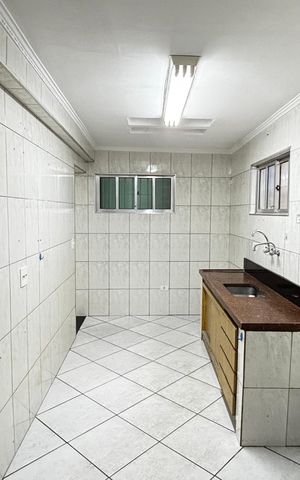 Casa para alugar com 250m², 2 quartos e 3 vagas Casa para alugar com 250m², 2 quartos e 3 vagasCozinha