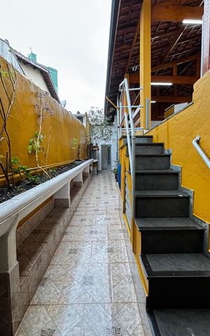 Casa para alugar com 250m², 2 quartos e 3 vagas Casa para alugar com 250m², 2 quartos e 3 vagasQuintal