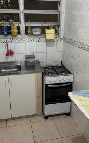Casa à venda com 100m², 2 quartos e 1 vaga Casa à venda com 100m², 2 quartos e 1 vagaCozinha