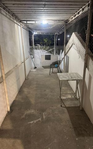 Casa à venda com 100m², 2 quartos e 1 vaga Casa à venda com 100m², 2 quartos e 1 vagaÁrea externa