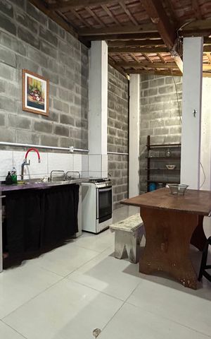 Casa para alugar com 20m², 2 quartos e 1 vaga Casa para alugar com 20m², 2 quartos e 1 vagaSala /Cozinha