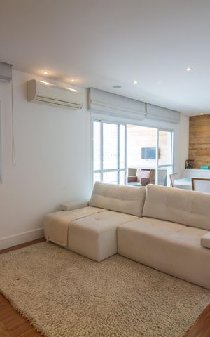 Apartamento à venda com 111m², 2 quartos e 2 vagas Apartamento à venda com 111m², 2 quartos e 2 vagasSala