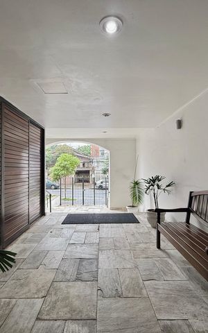 Apartamento à venda com 75m², 2 quartos e 1 vagaEntrada 