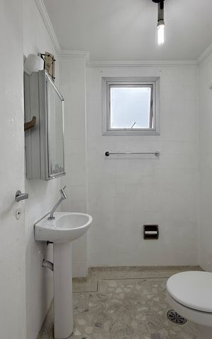 Apartamento à venda com 75m², 2 quartos e 1 vagaBanheiro Social 