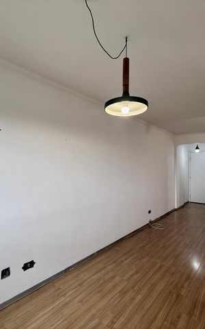 Apartamento à venda com 75m², 2 quartos e 1 vagaSala 