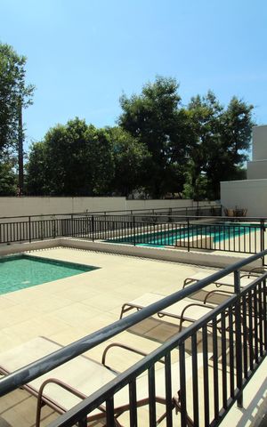 Apartamento para alugar com 48m², 2 quartos e 1 vagaÁrea comum - Piscina